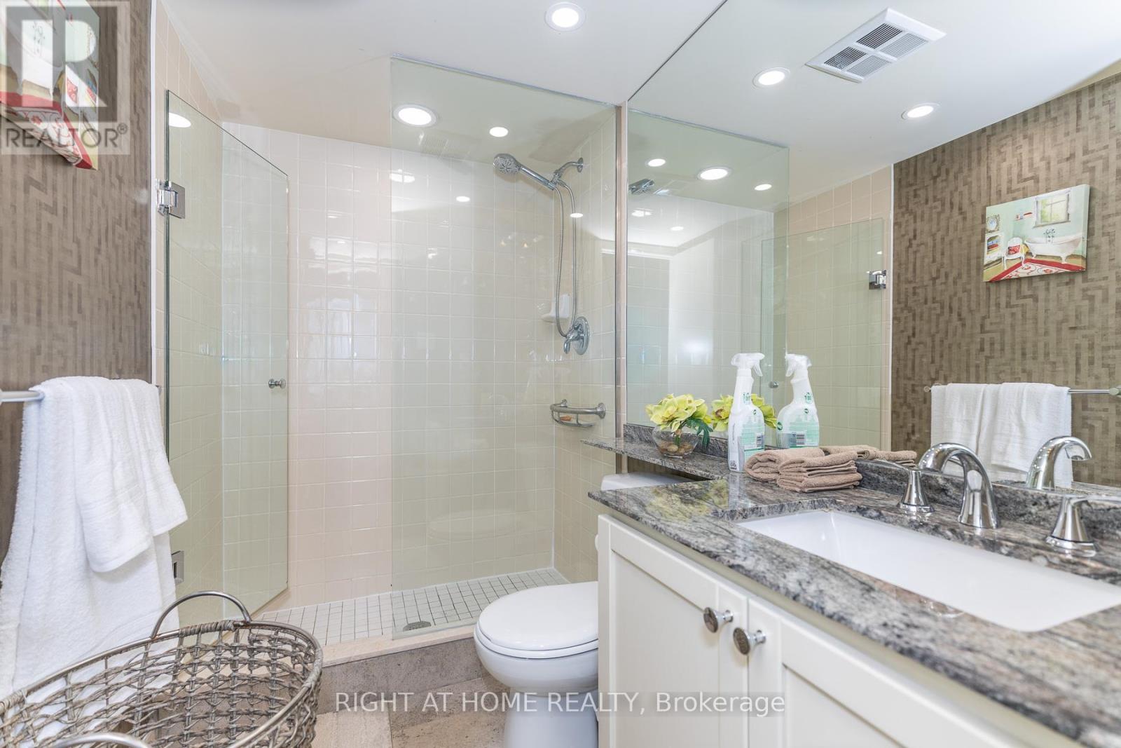 2801 (PH 1) - 228 QUEENS QUAY W - 30