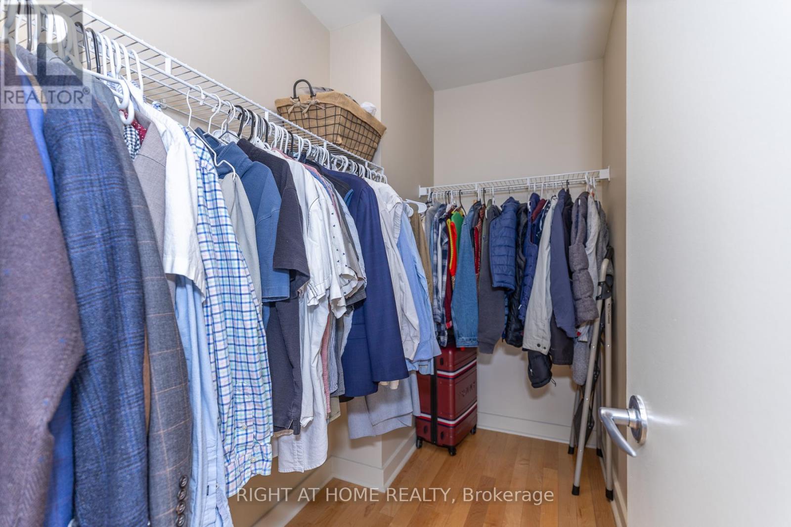 2801 (PH 1) - 228 QUEENS QUAY W - 31