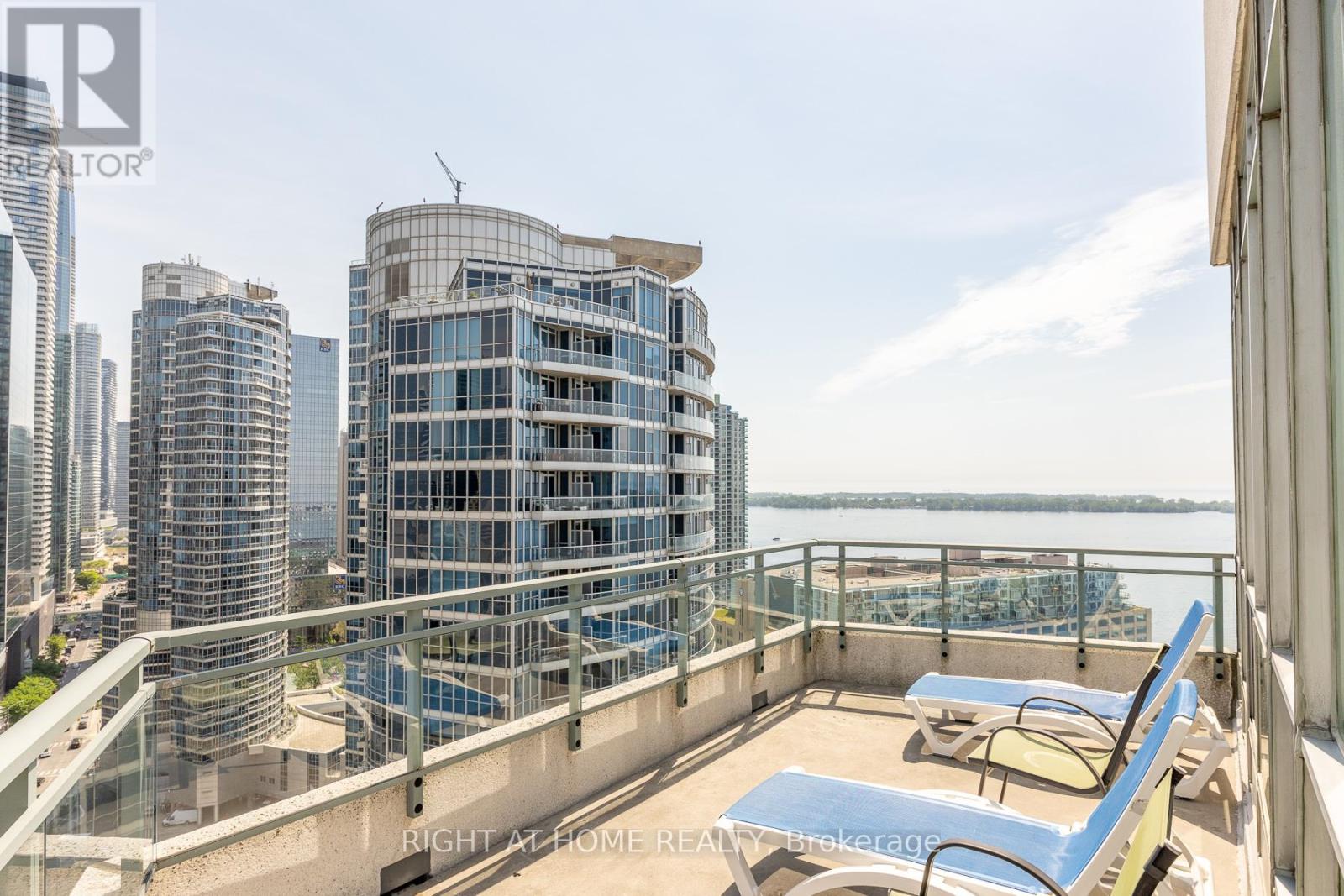 2801 (PH 1) - 228 QUEENS QUAY W - 41