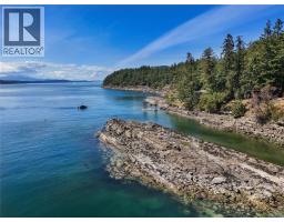 248 Leighton Lane, Mayne Island, BC V0N2J2 Photo 15