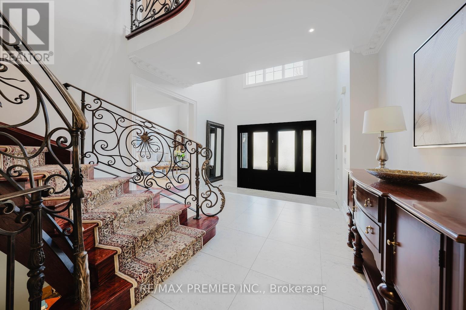 85 GREGORY SCOTT DRIVE - 13