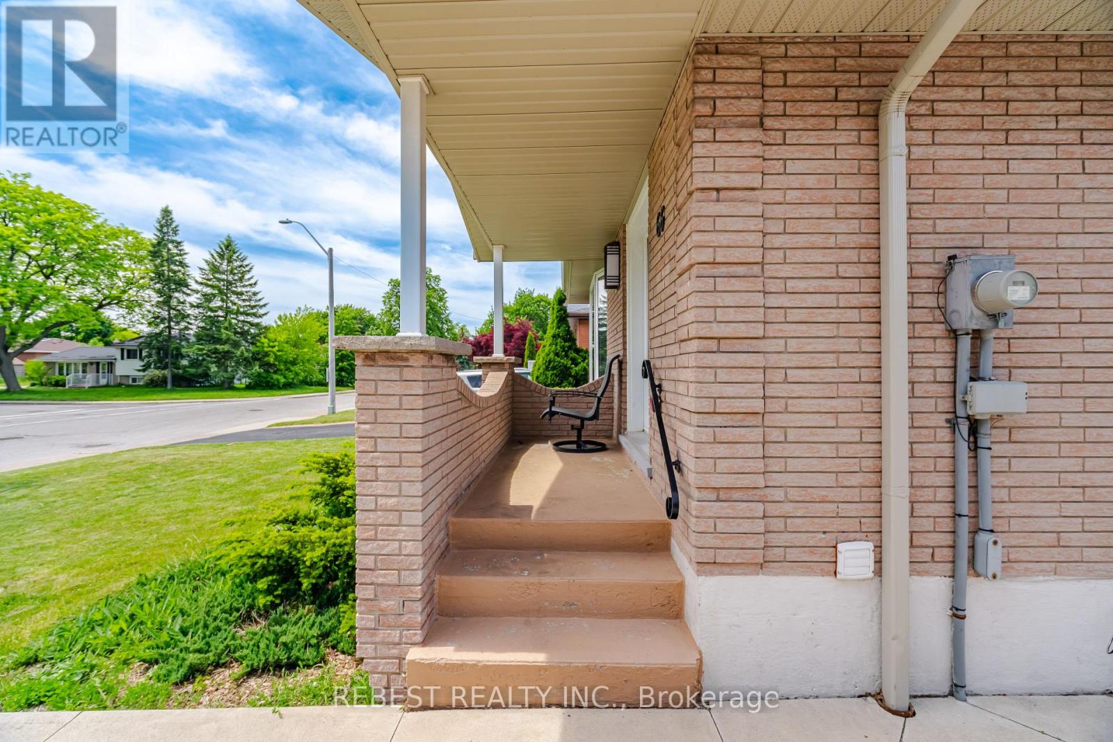 66 DARLINGTON DRIVE - 5