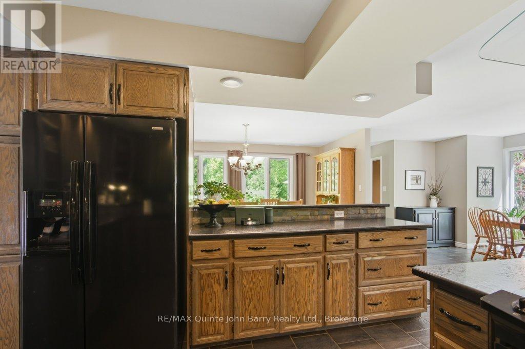 256 COLONIAL DRIVE - 14