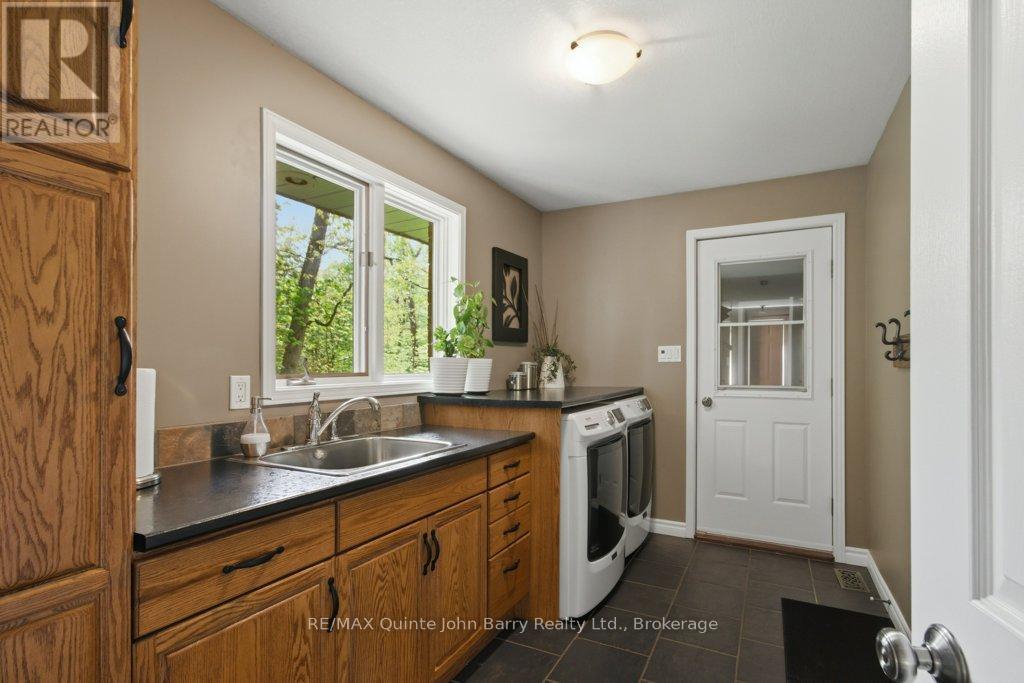 256 COLONIAL DRIVE - 18