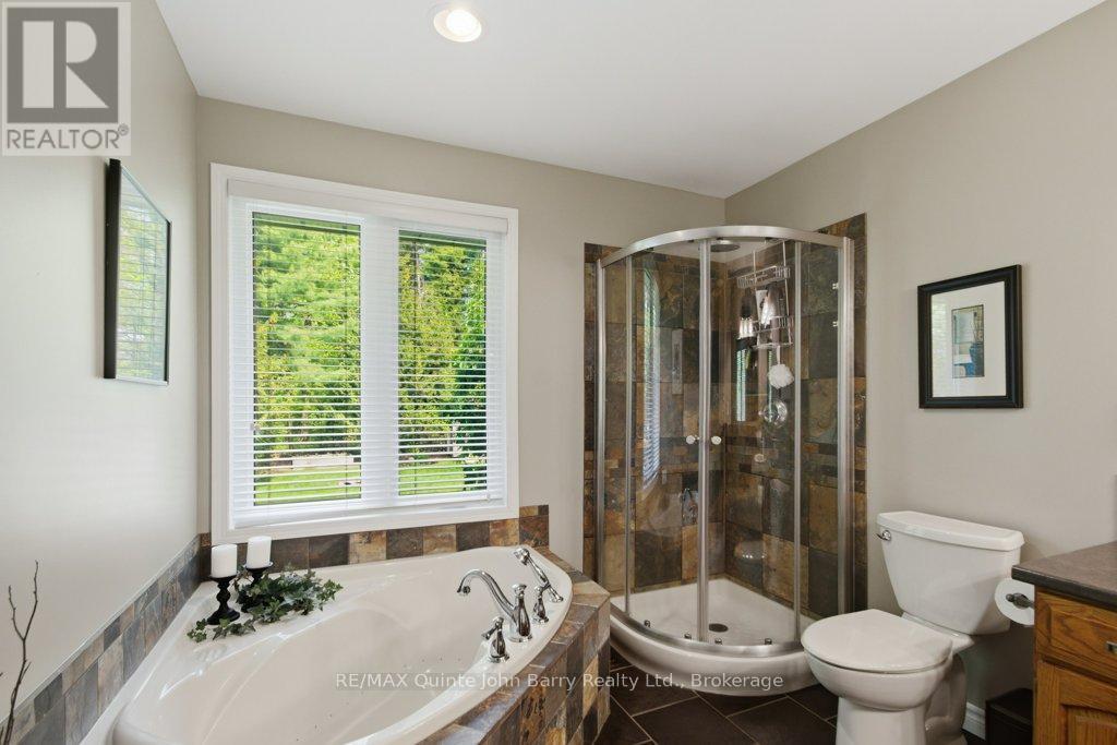 256 COLONIAL DRIVE - 25