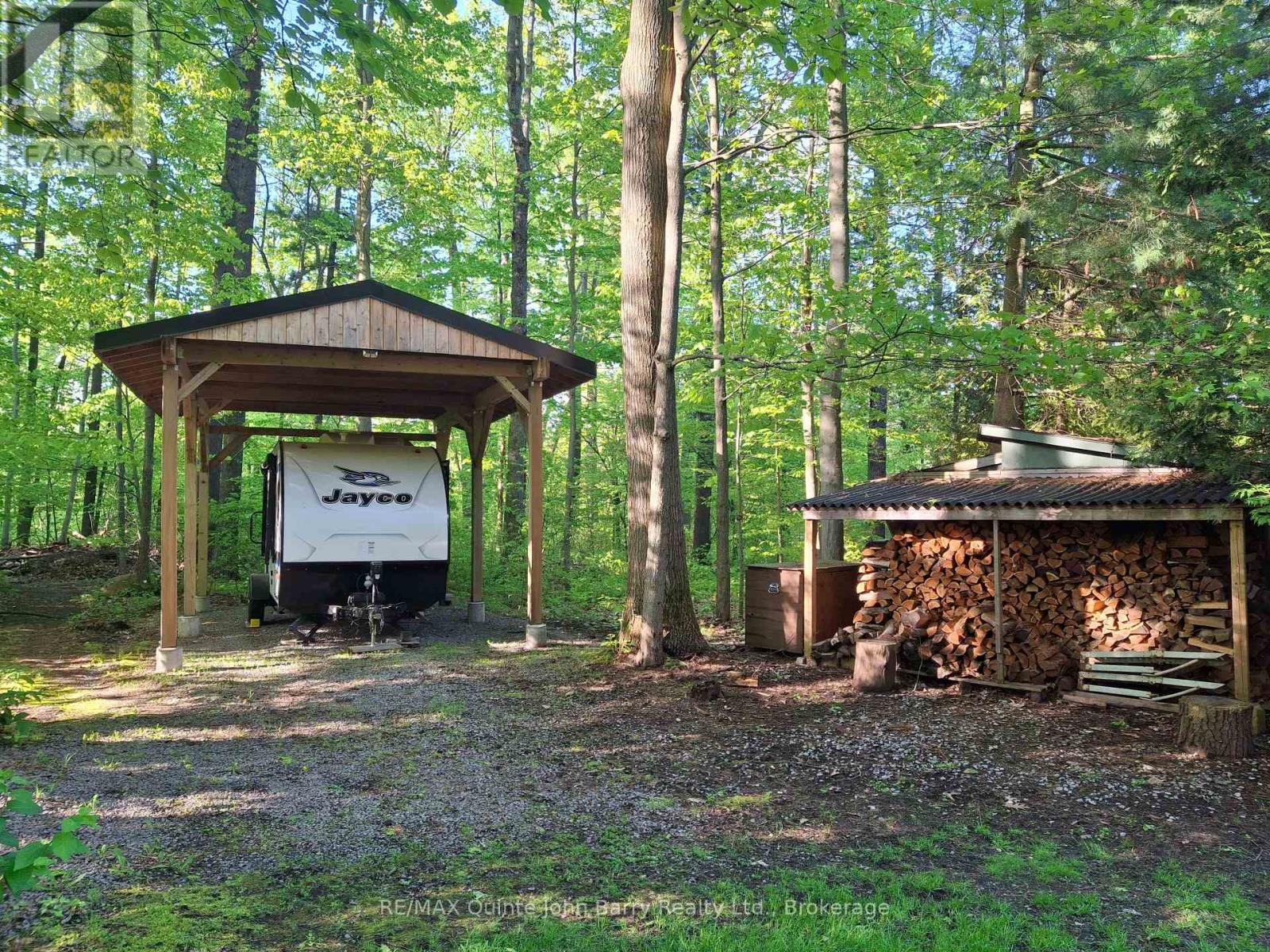 256 COLONIAL DRIVE - 33