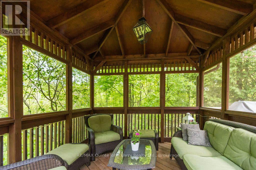 256 COLONIAL DRIVE - 39