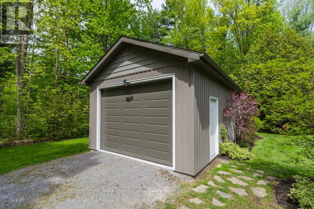 256 COLONIAL DRIVE - 42