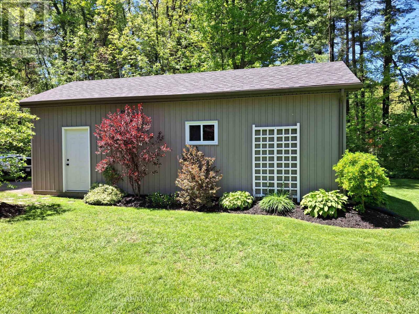 256 COLONIAL DRIVE - 41