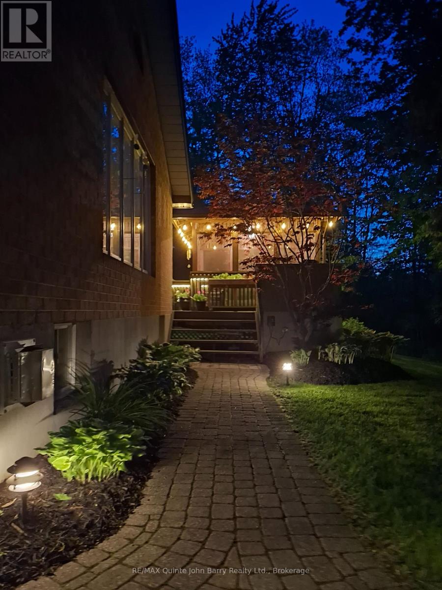 256 COLONIAL DRIVE - 44