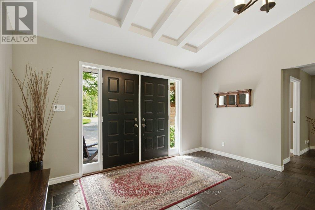 256 COLONIAL DRIVE - 5
