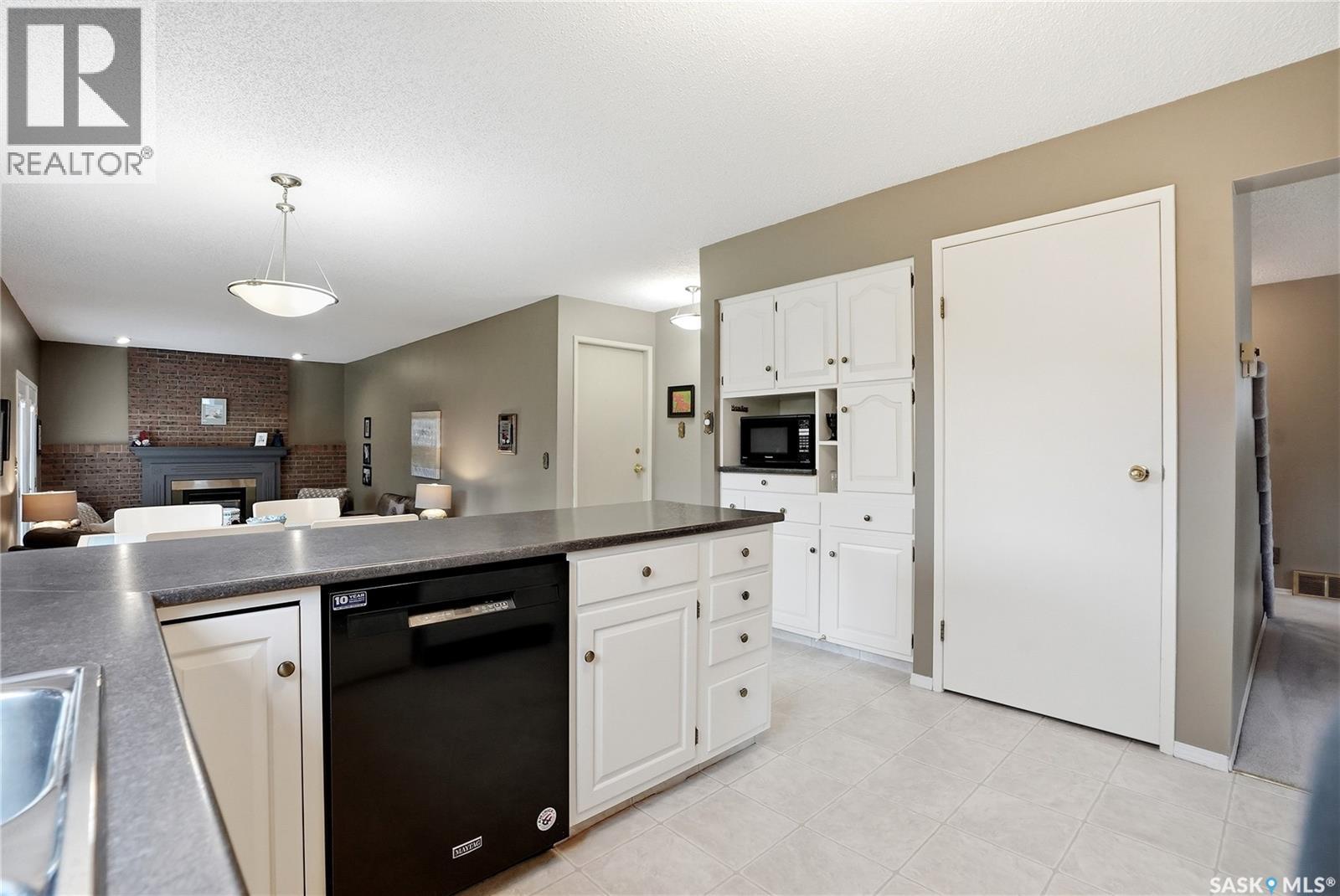 723 Candle COURT — photo 11