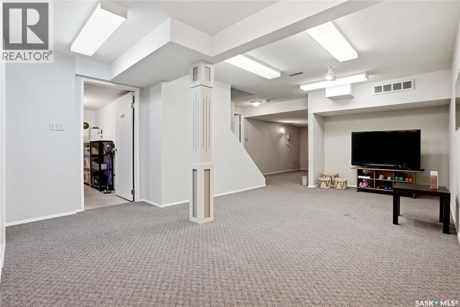 723 Candle COURT — photo 42