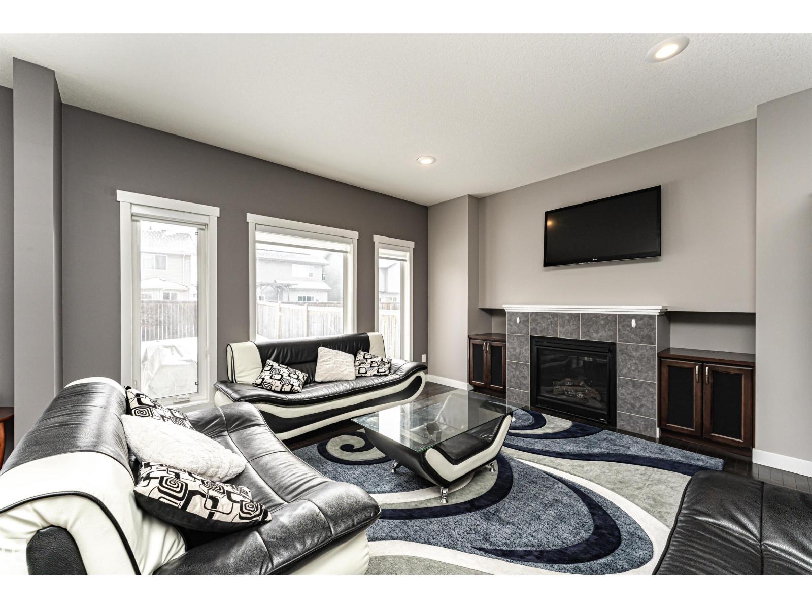115 57 ST SW - 19