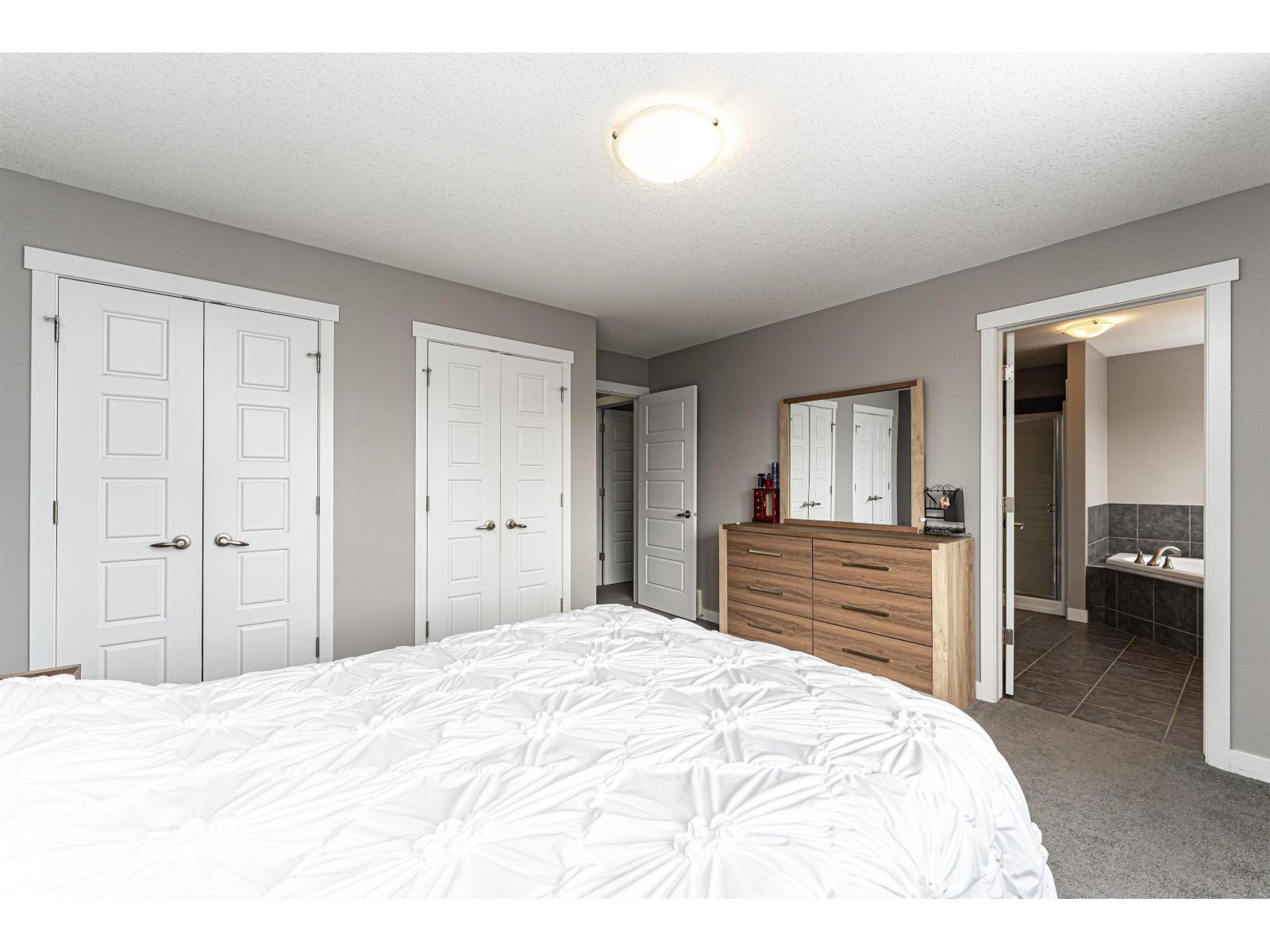 115 57 ST SW - 39