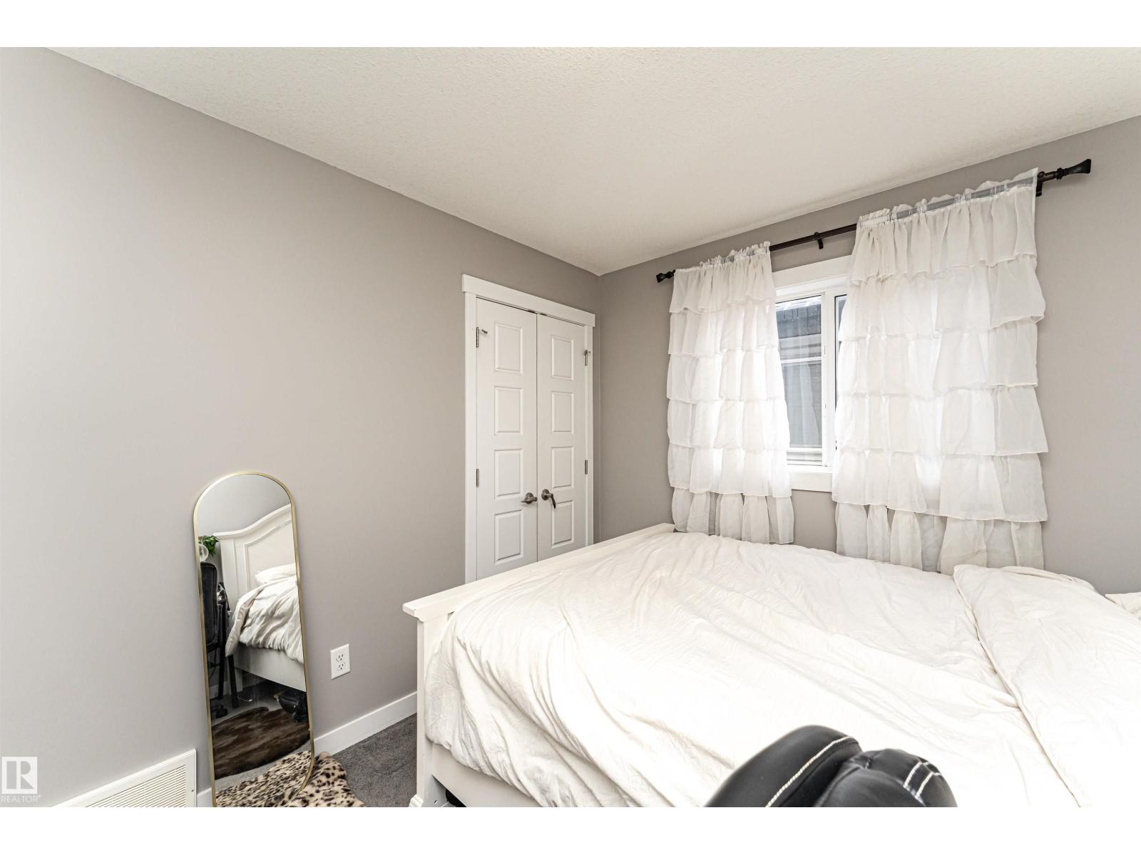 115 57 ST SW - 45