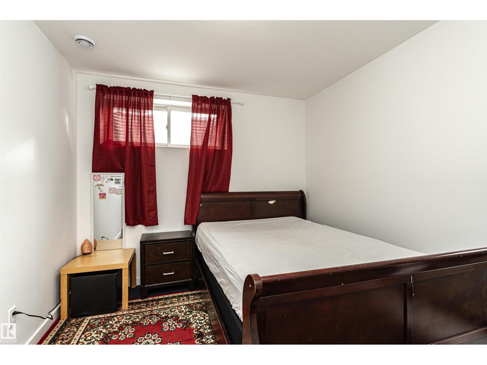 115 57 ST SW - 55