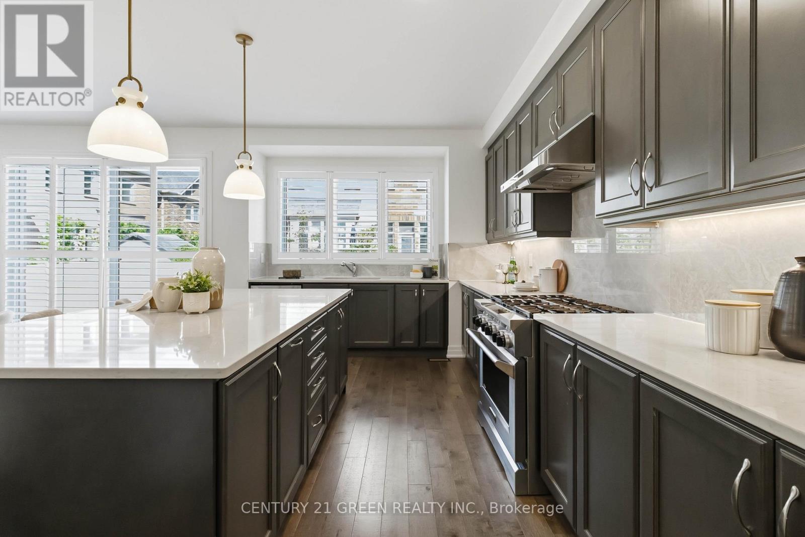 140 MAGNOLIA CRESCENT - 18