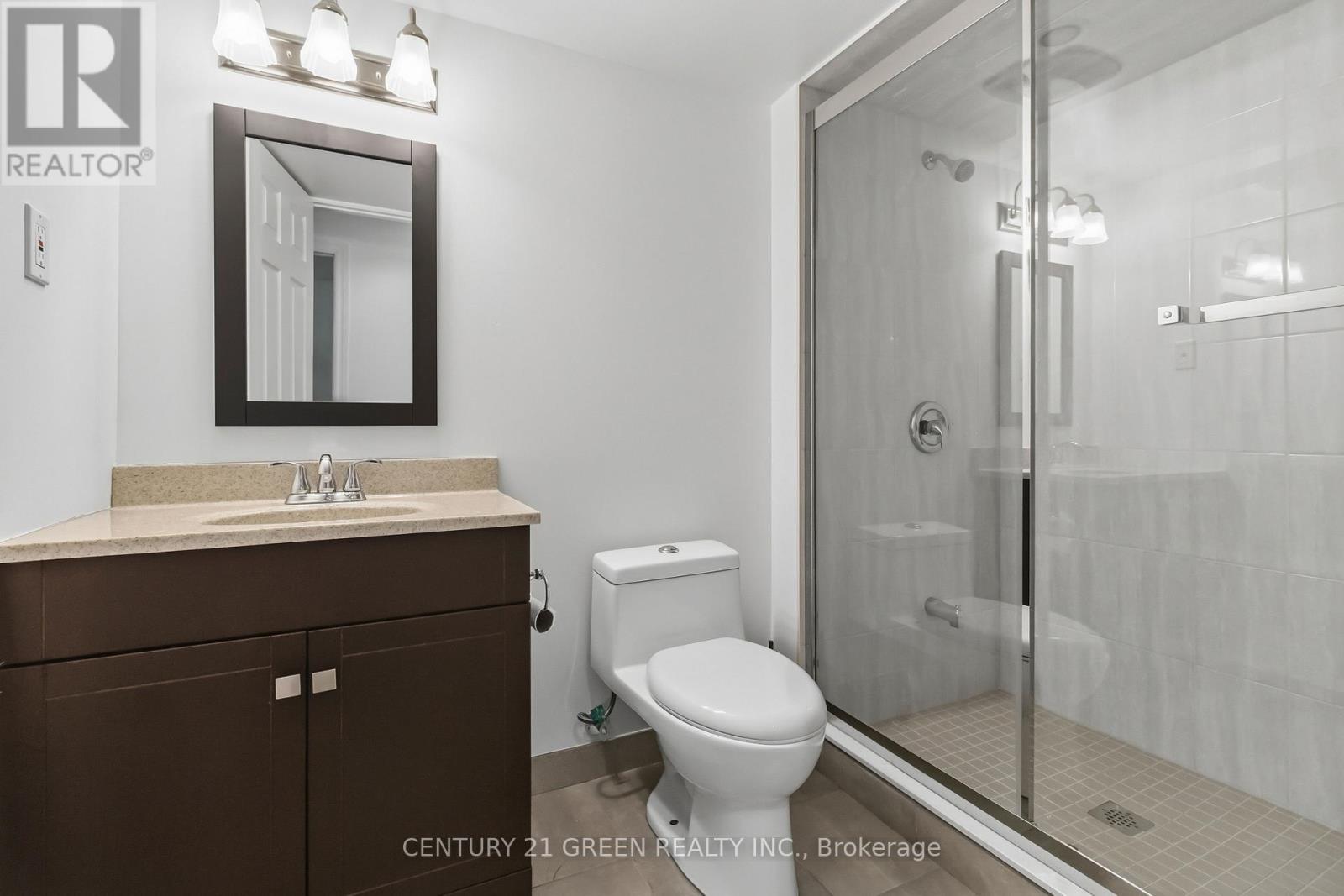 140 MAGNOLIA CRESCENT - 48
