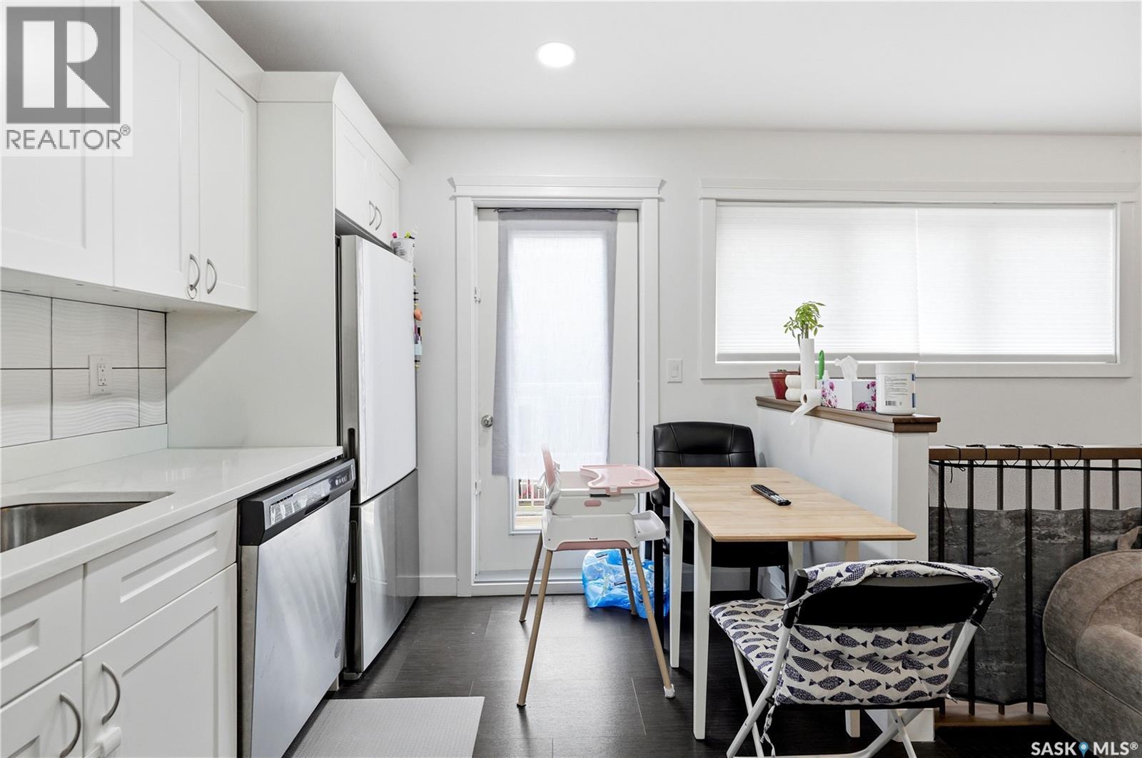 #5 401 L AVENUE S - 10