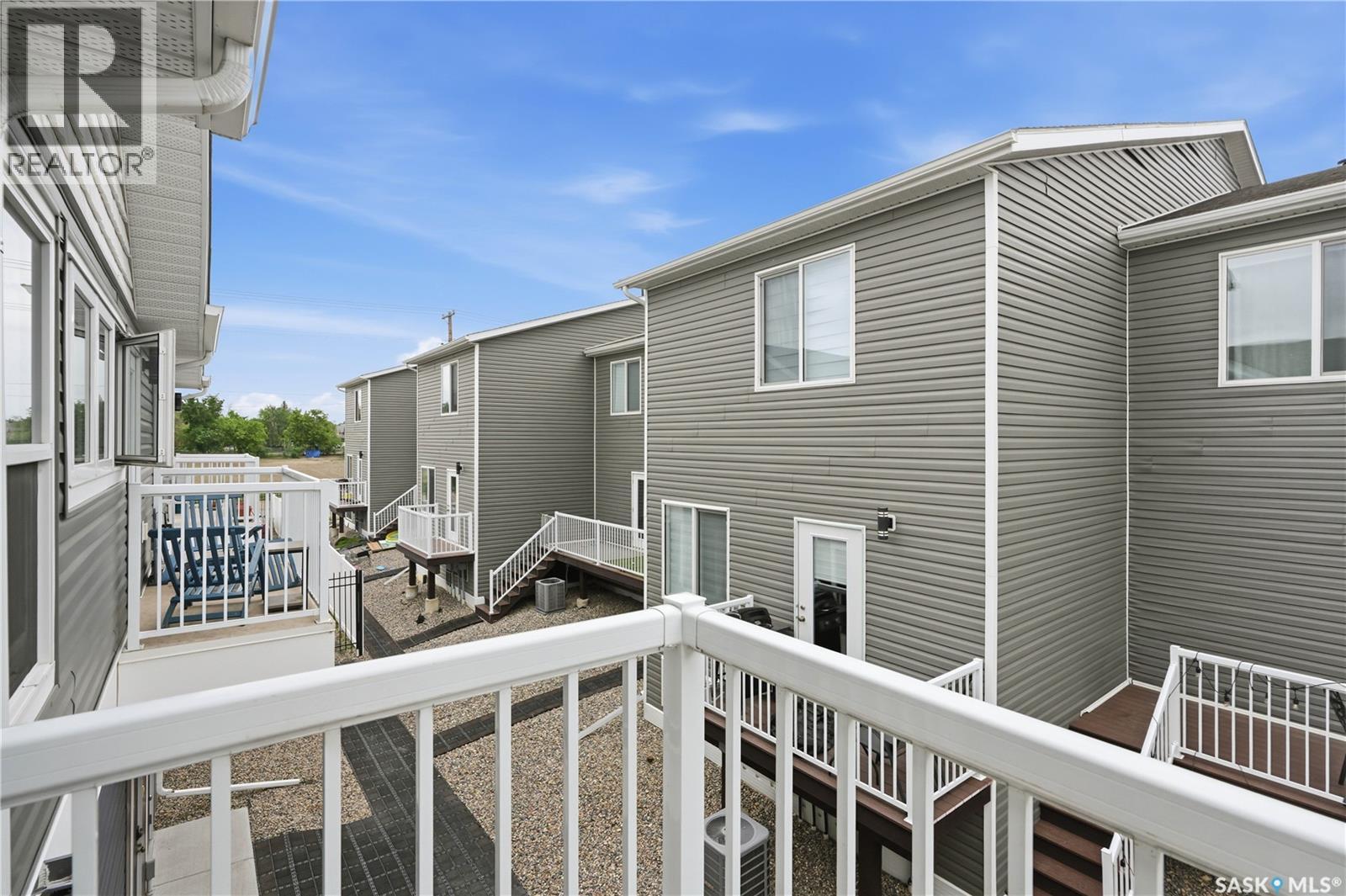 #5 401 L AVENUE S - 12