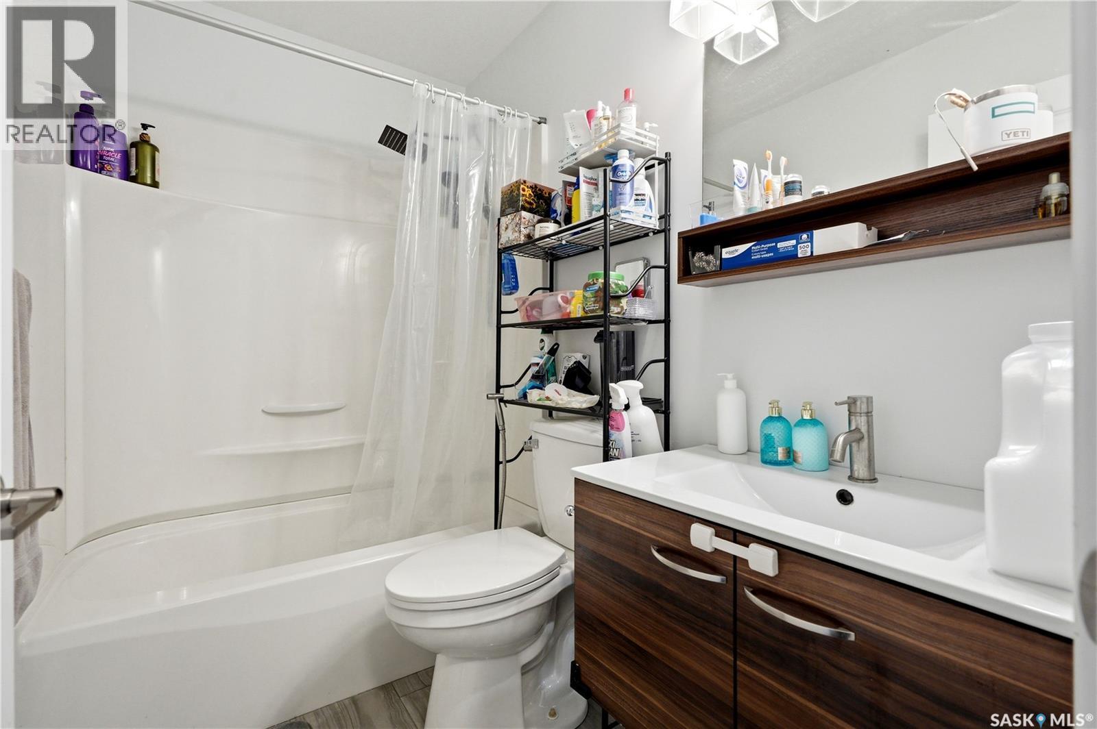 #5 401 L AVENUE S - 16
