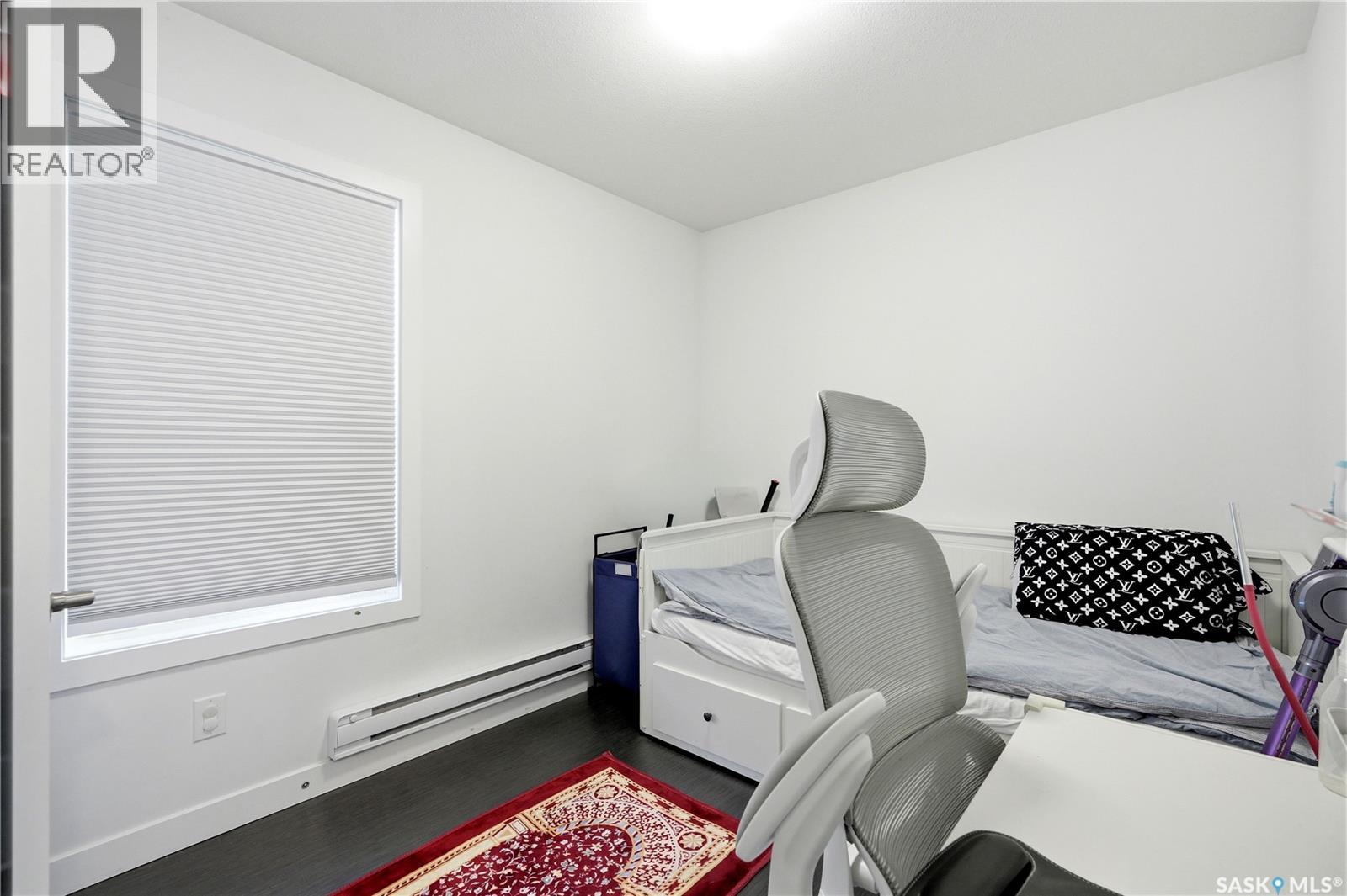 #5 401 L AVENUE S - 19