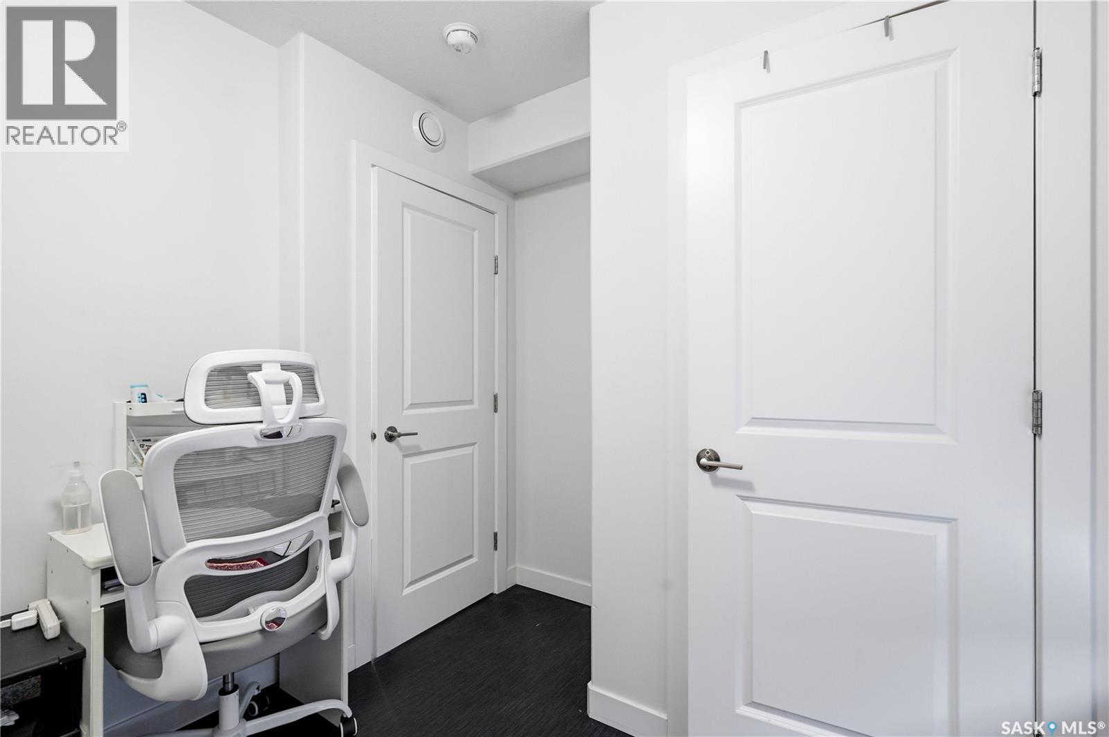 #5 401 L AVENUE S - 20