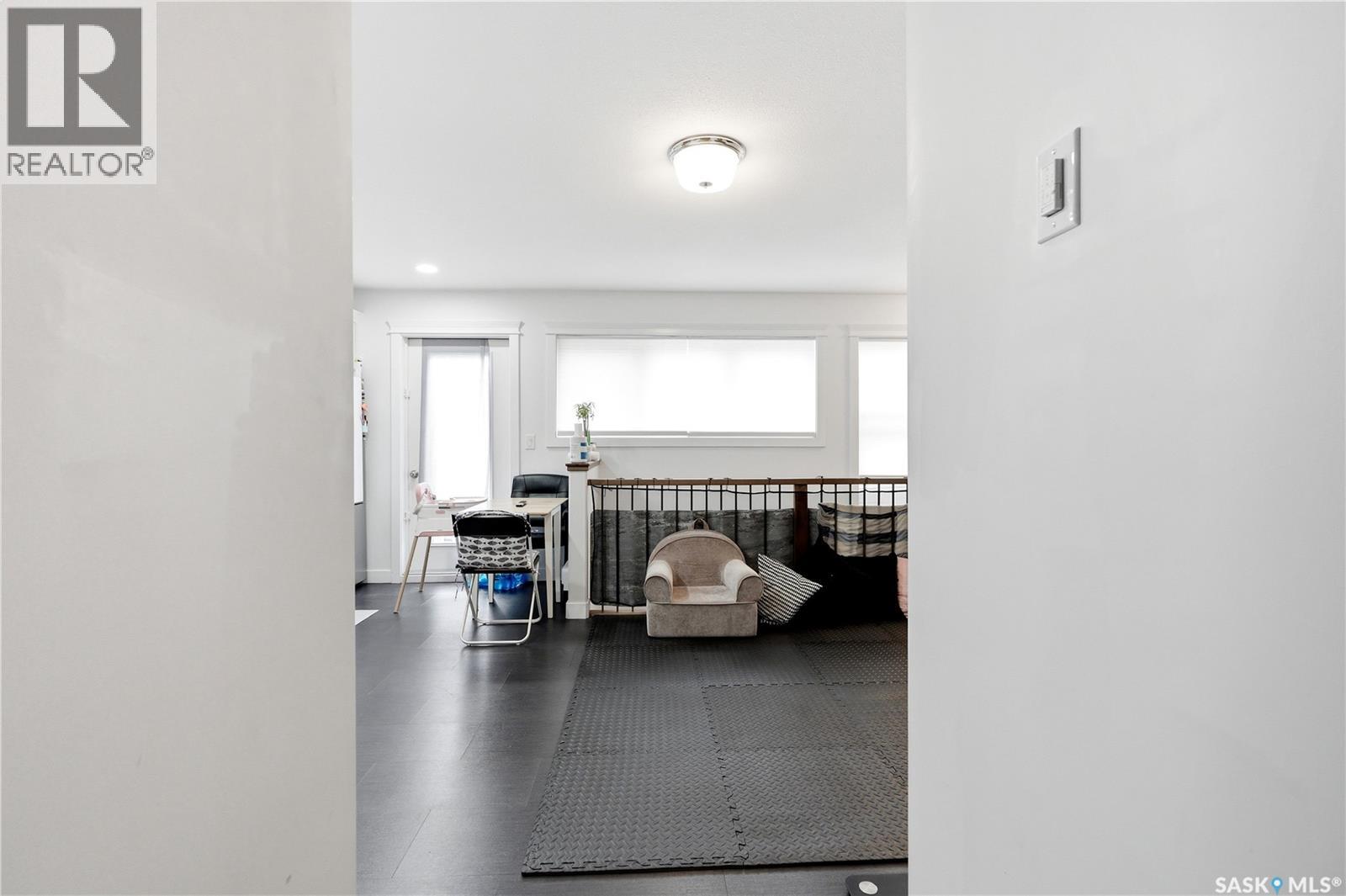 #5 401 L AVENUE S - 21