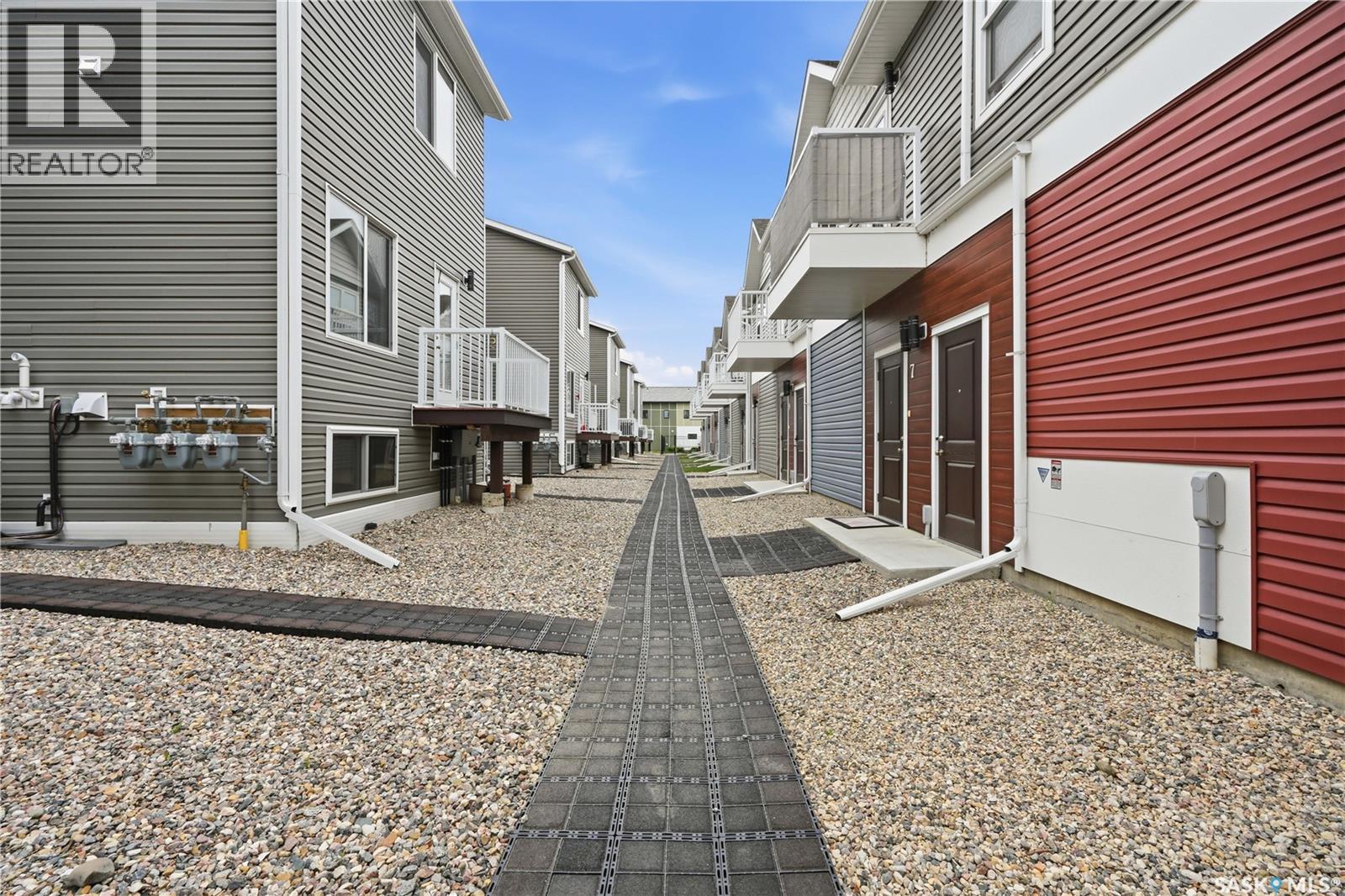 #5 401 L AVENUE S - 25