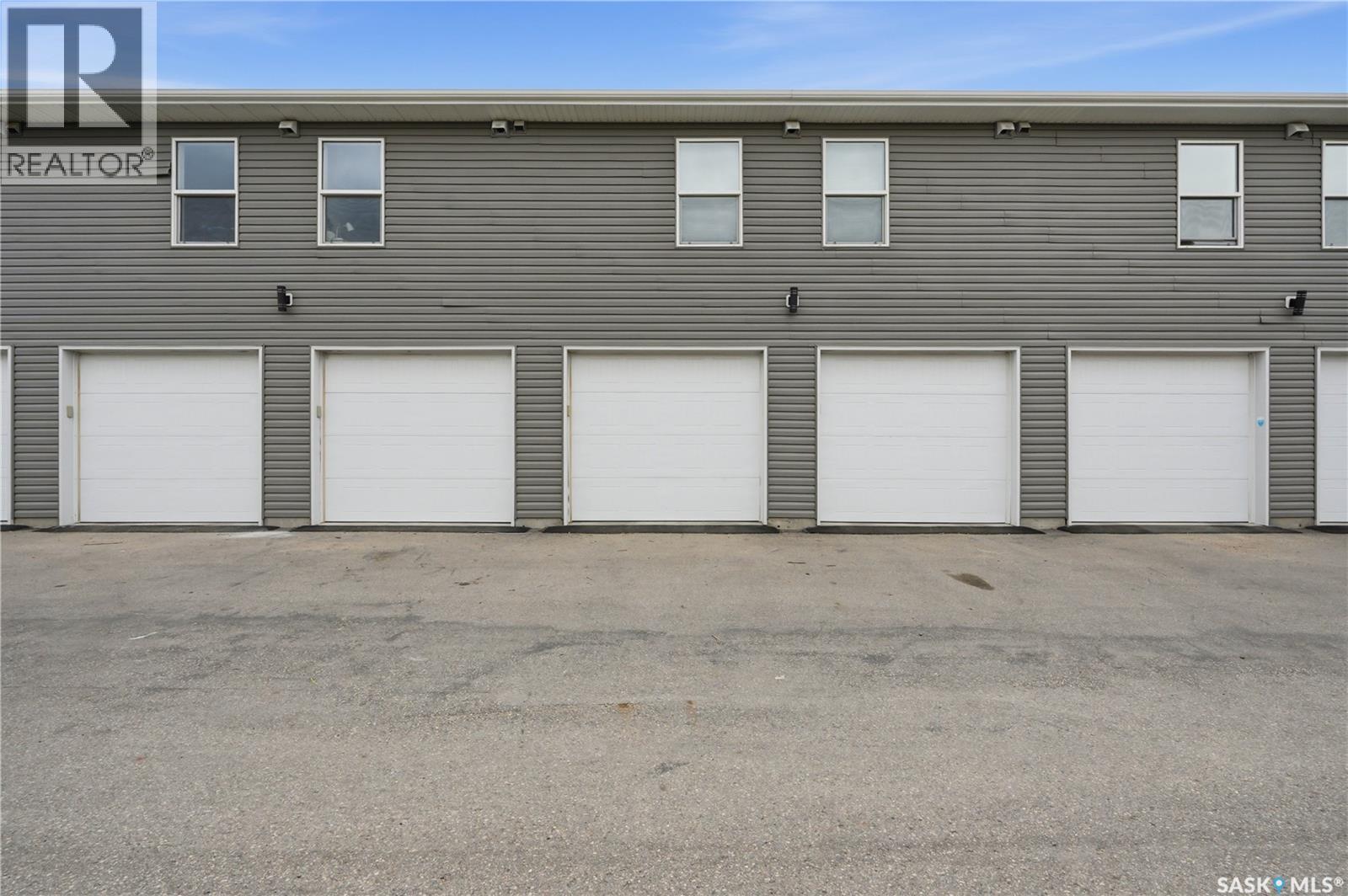 #5 401 L AVENUE S - 26