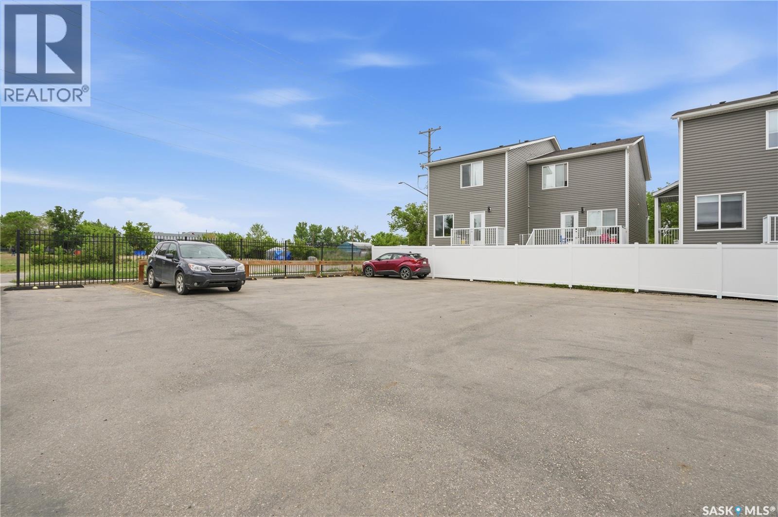 #5 401 L AVENUE S - 27