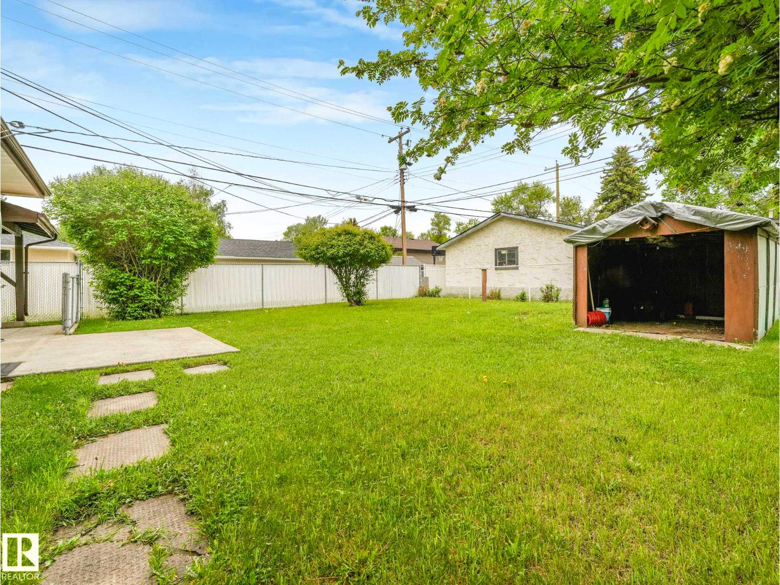 11 SALINA DR — photo 43