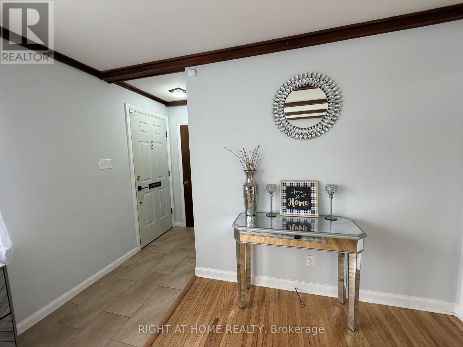 376 RIDGEWOOD CRESCENT - 6