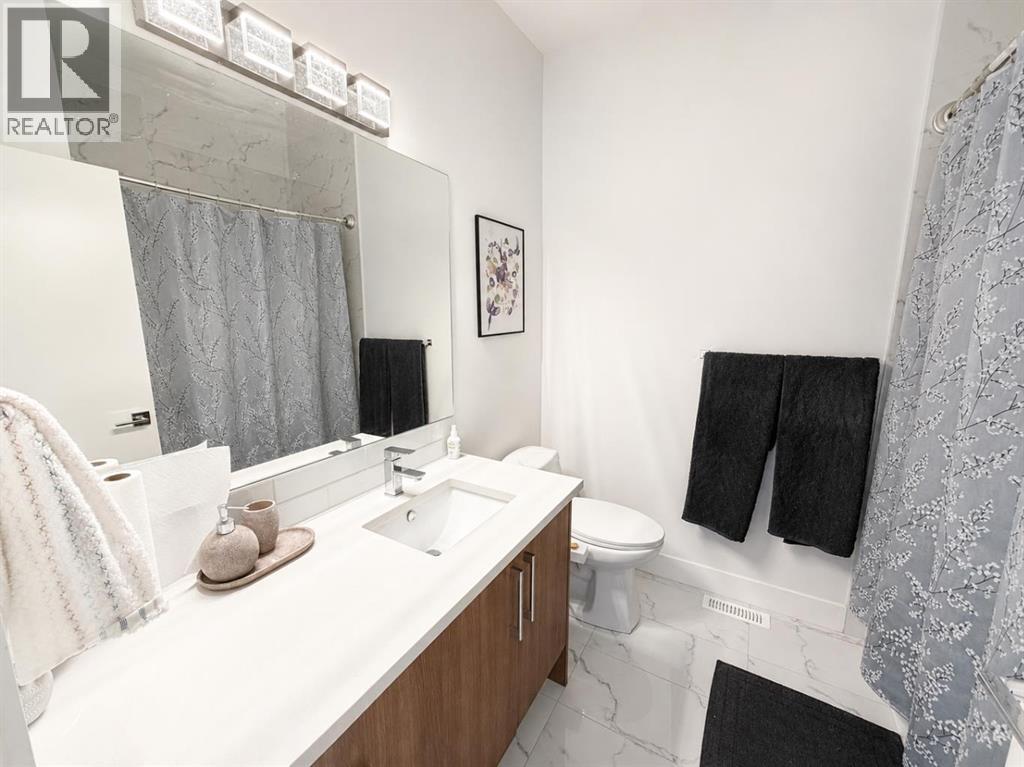 4 pc Upstairs Bathroom