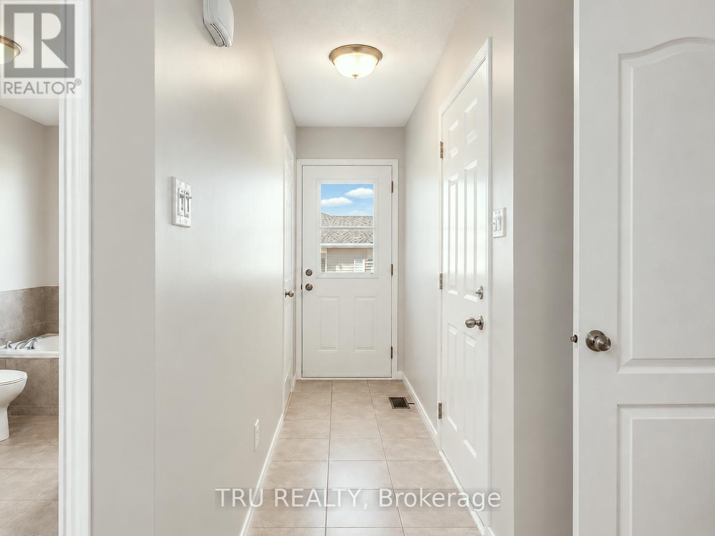 2315 LAVAL STREET - 19