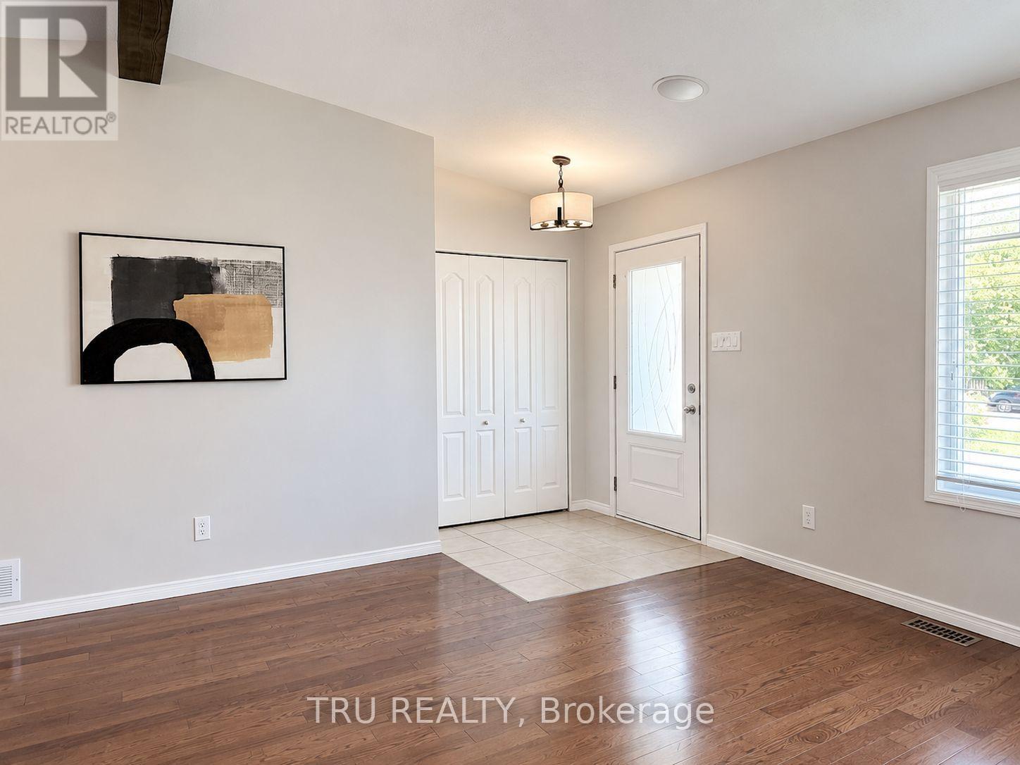 2315 LAVAL STREET - Image 2