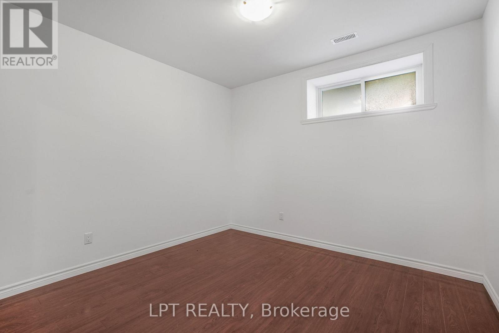 1041 JACYNTHE STREET - 23