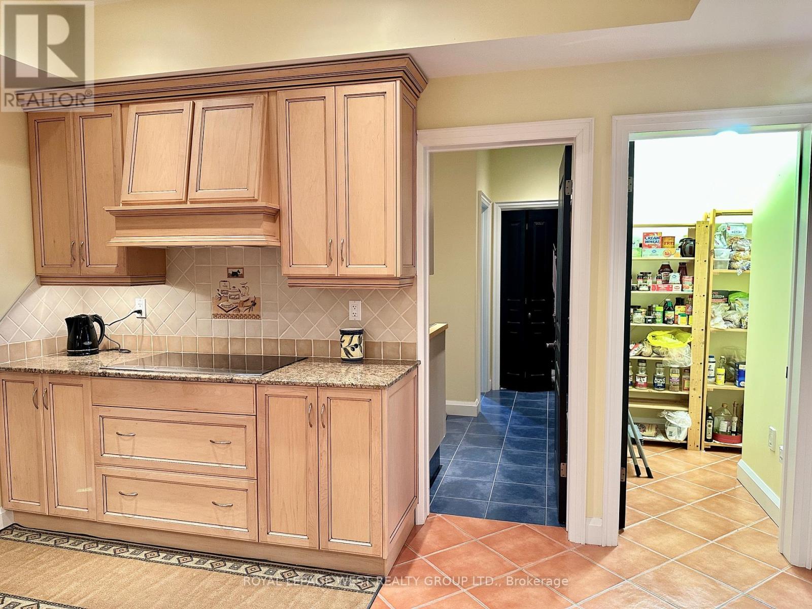 107 NAWAUTIN DRIVE S - 12