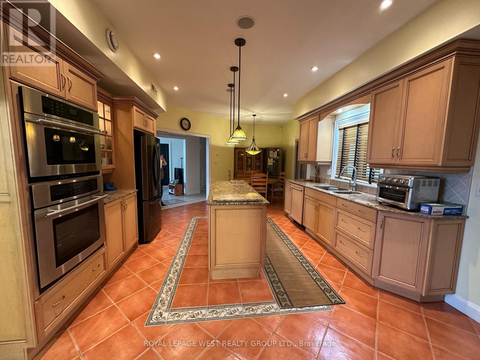 107 NAWAUTIN DRIVE S - 10