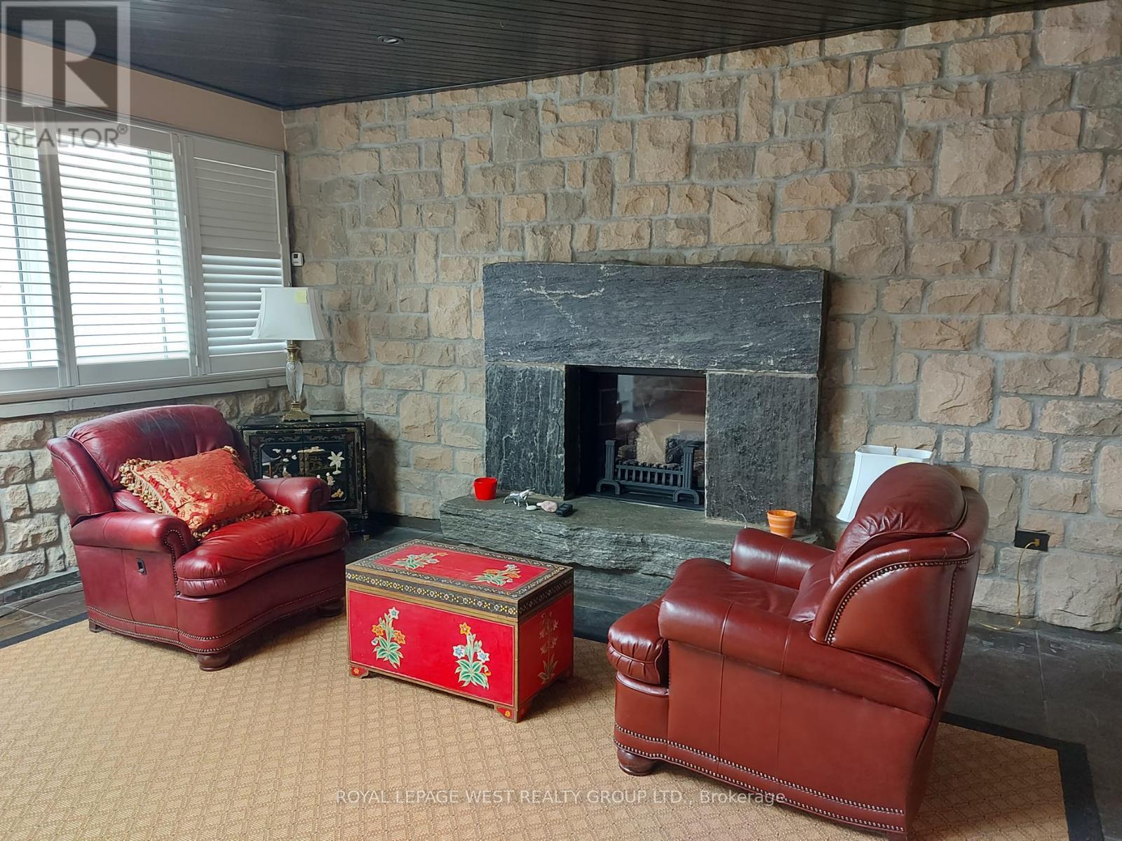 107 NAWAUTIN DRIVE S - 14