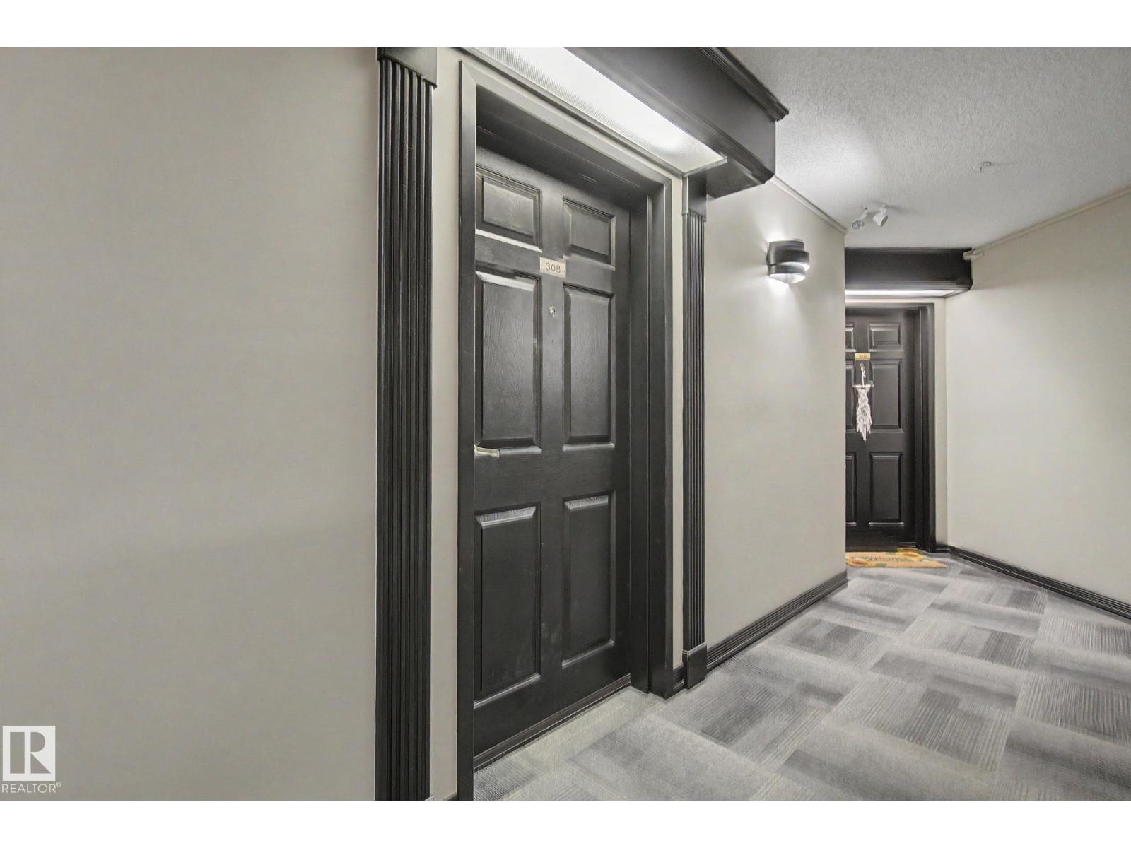 #308 10933 124 ST NW - 33