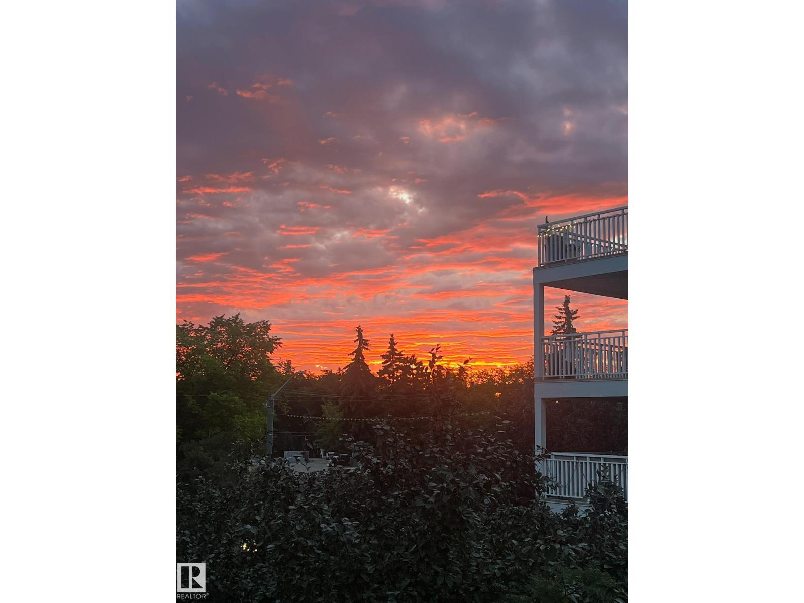 #308 10933 124 ST NW - 41