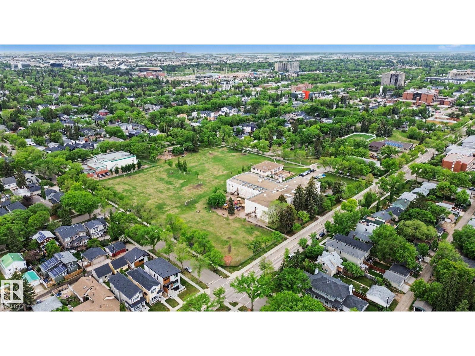#308 10933 124 ST NW - 50