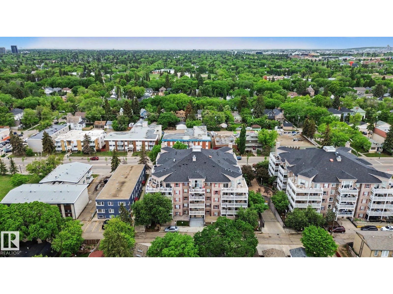 #308 10933 124 ST NW - 45