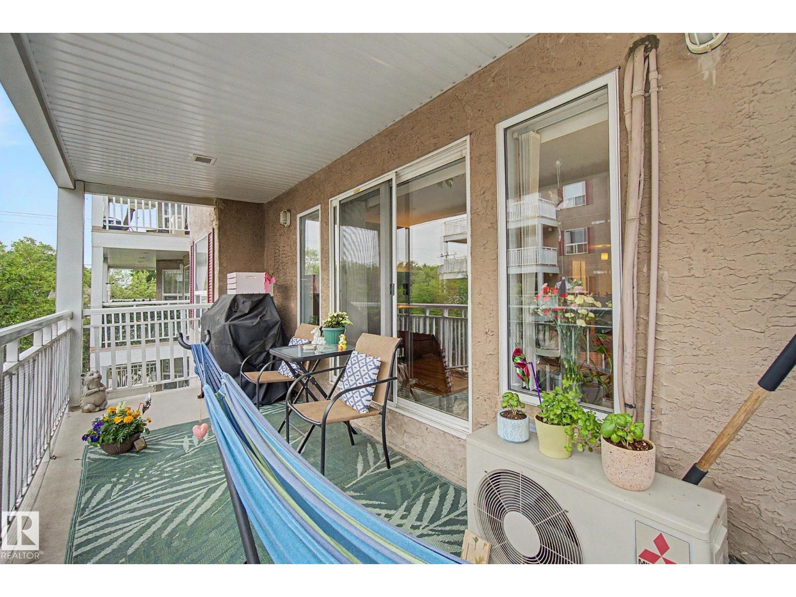 #308 10933 124 ST NW - 29