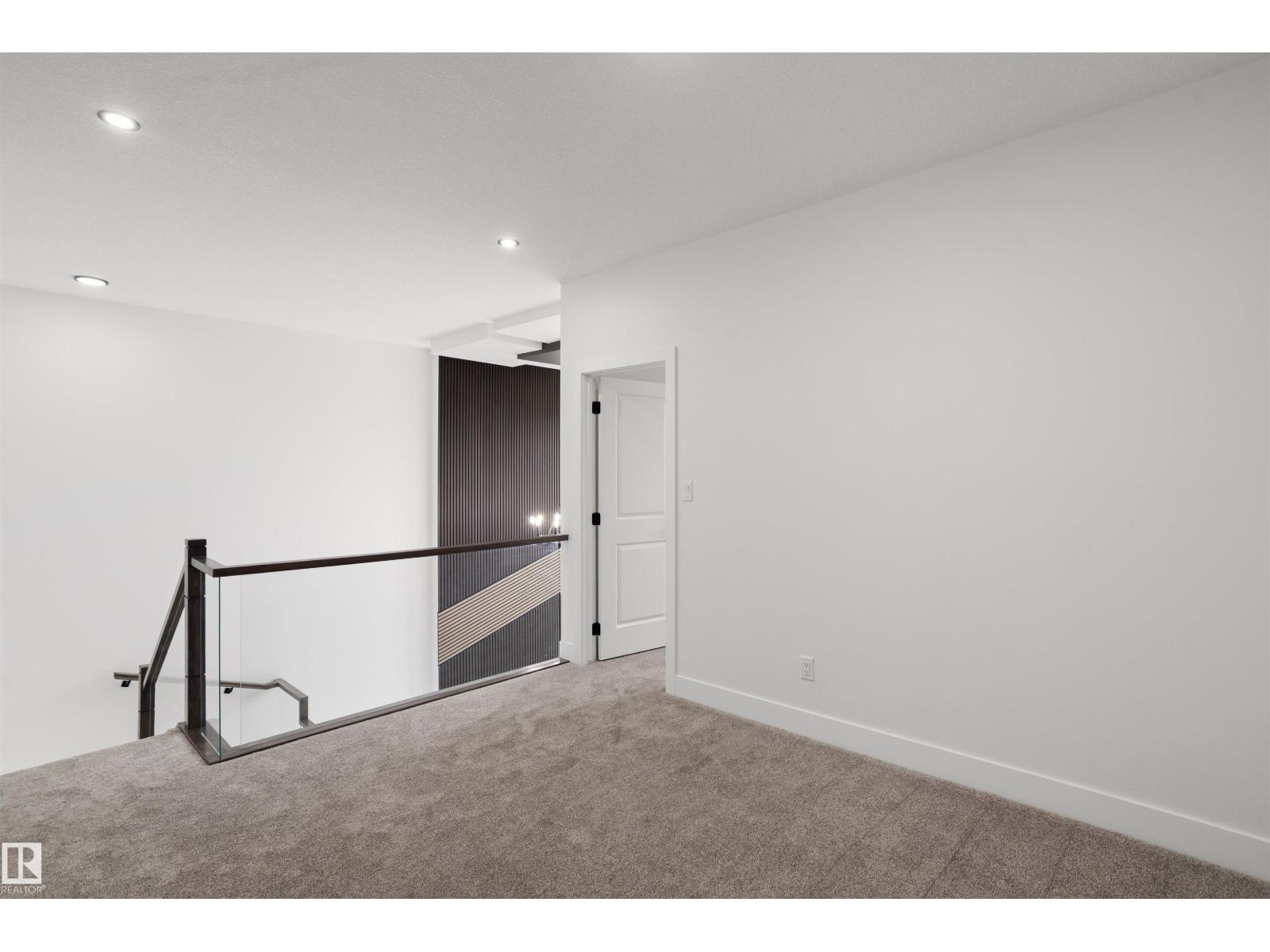 3026 7A AV SW — photo 24