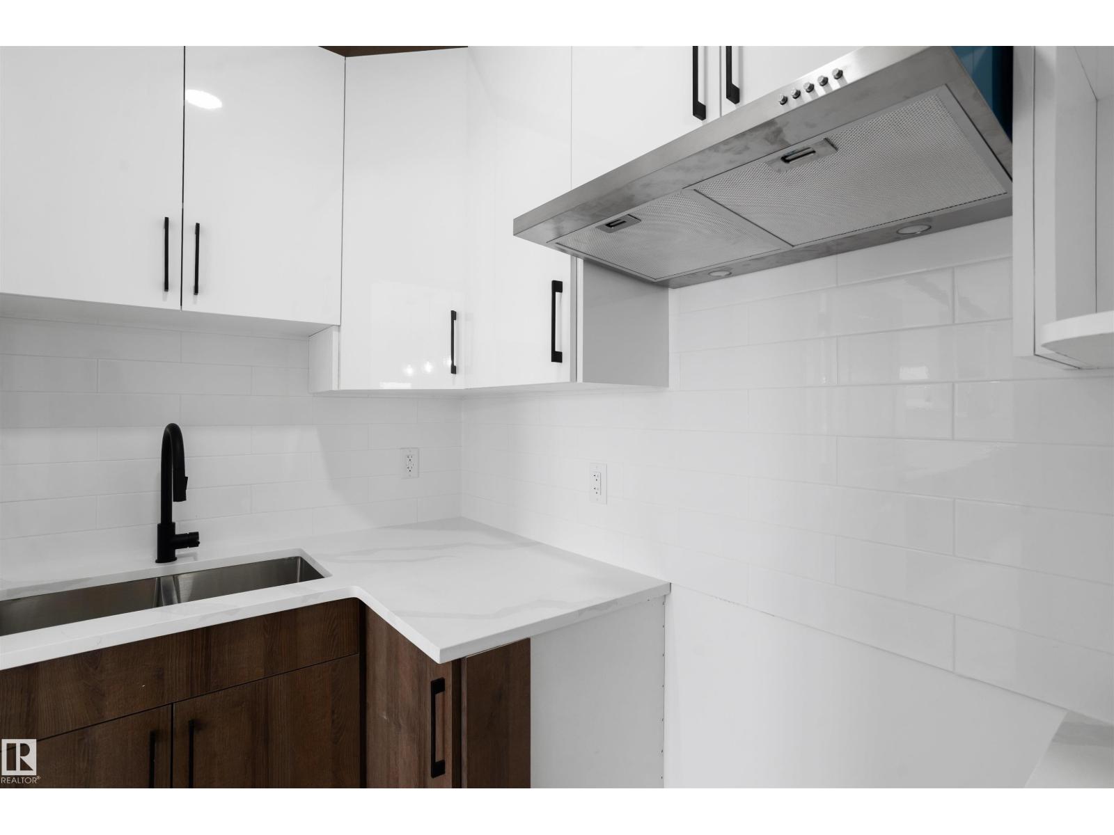 3026 7A AV SW — photo 15