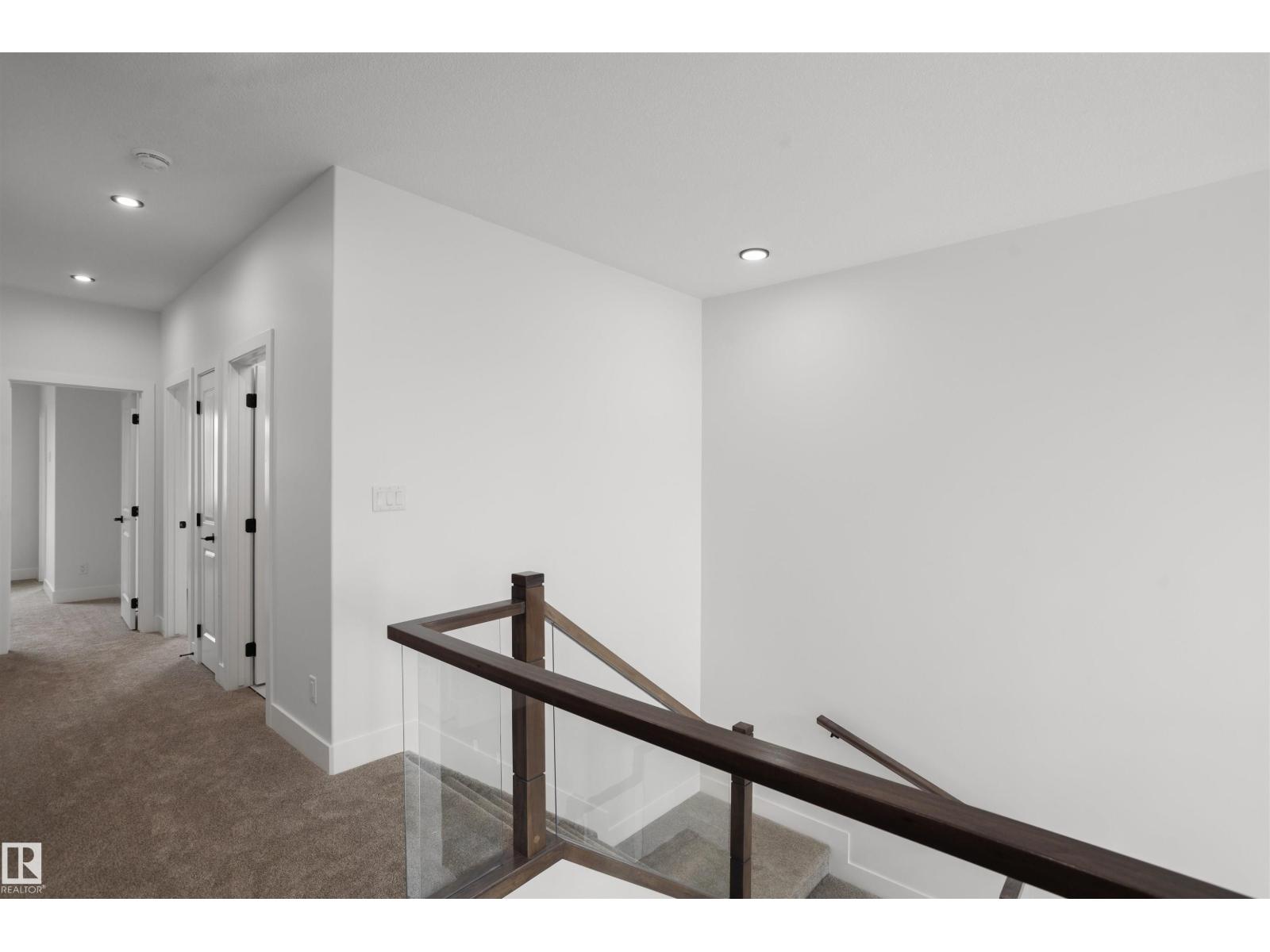 3026 7A AV SW — photo 25
