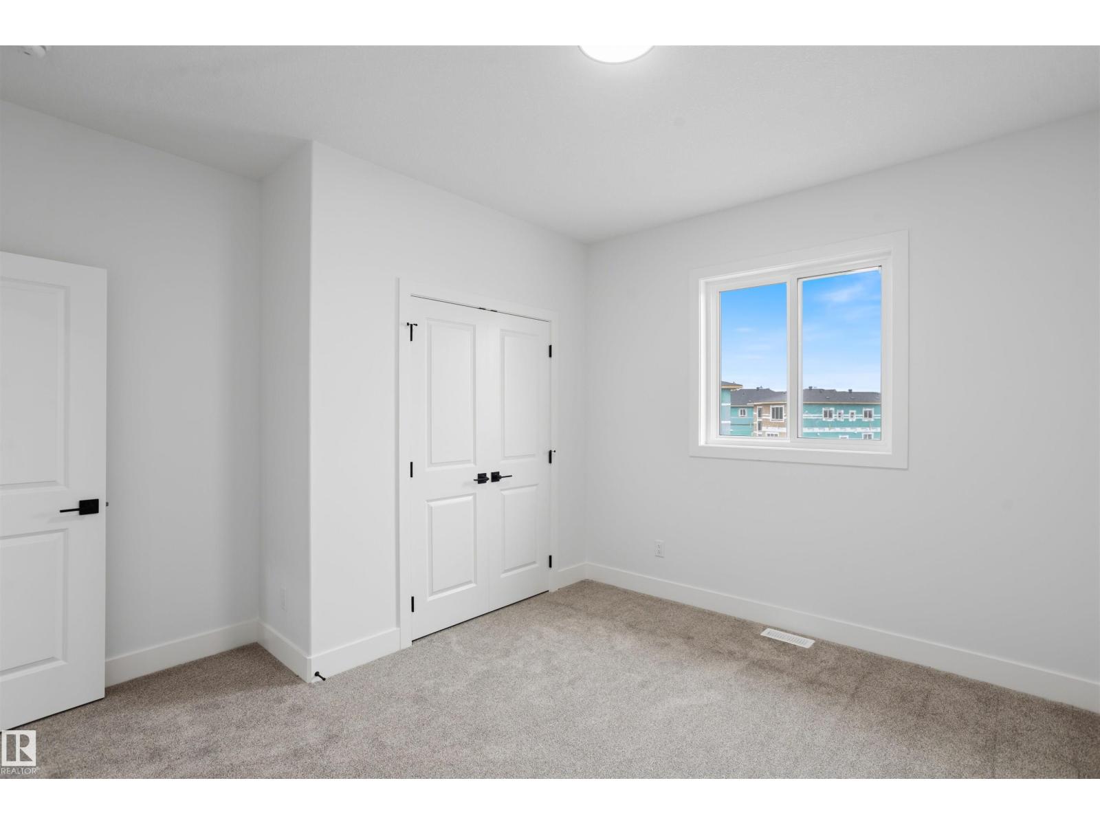3026 7A AV SW — photo 34
